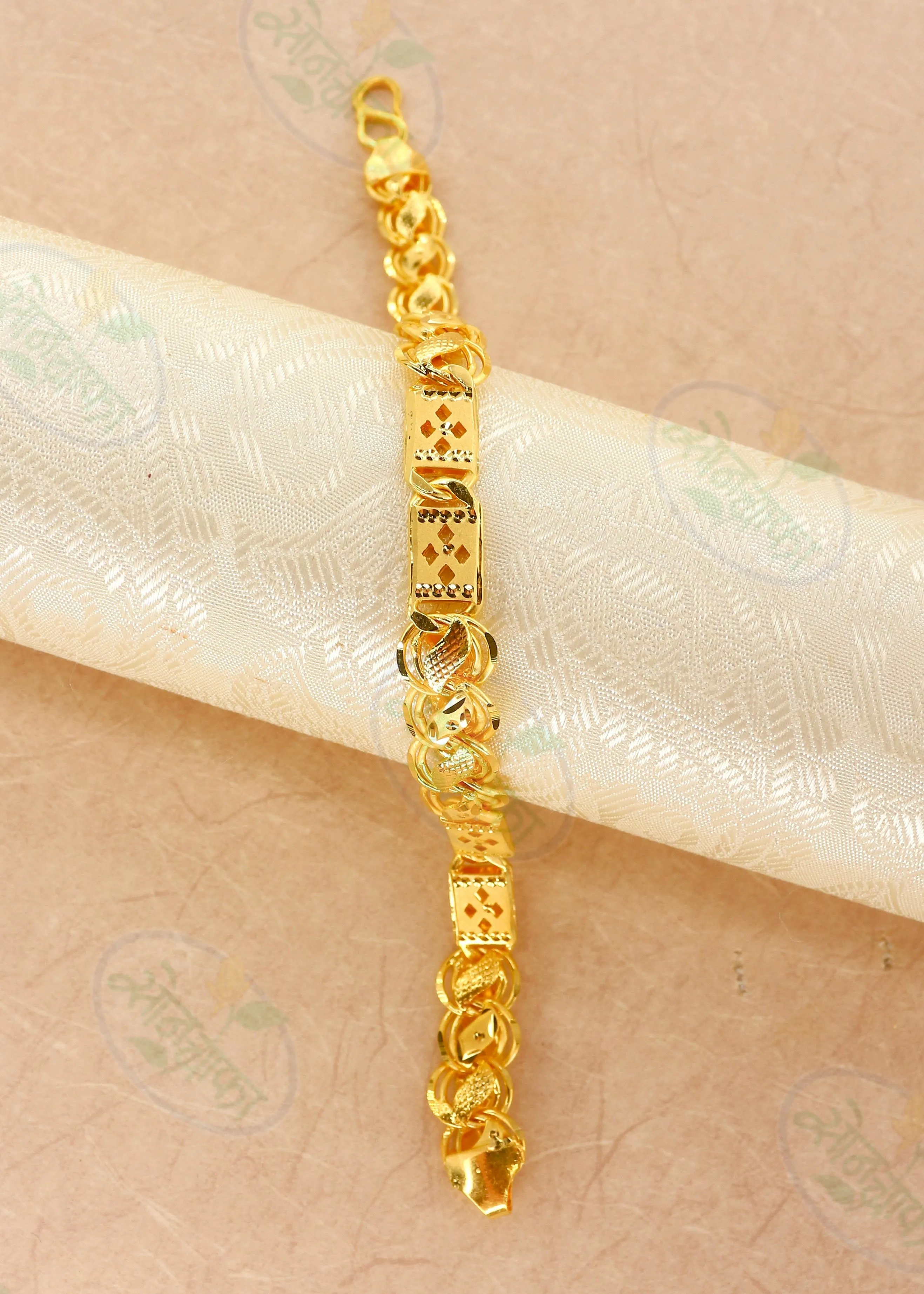 ARTISTIC GOLD PLATED BRACELET