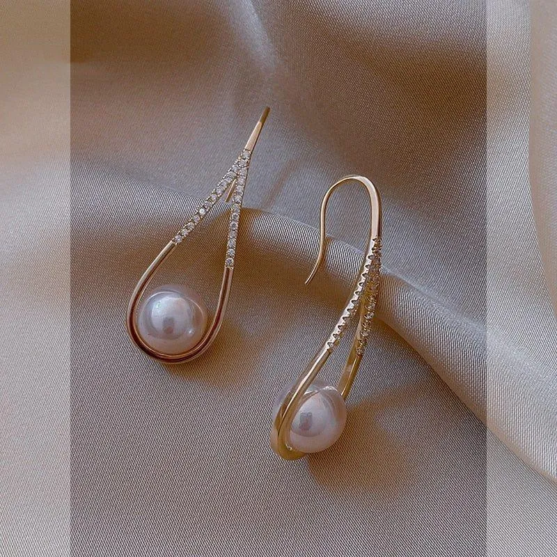 Fashion Pearl Geometric Golden Long Earrings Charm Jewelry XYS0121