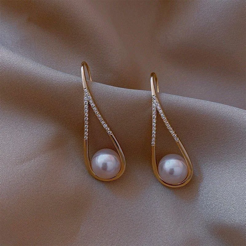 Fashion Pearl Geometric Golden Long Earrings Charm Jewelry XYS0121