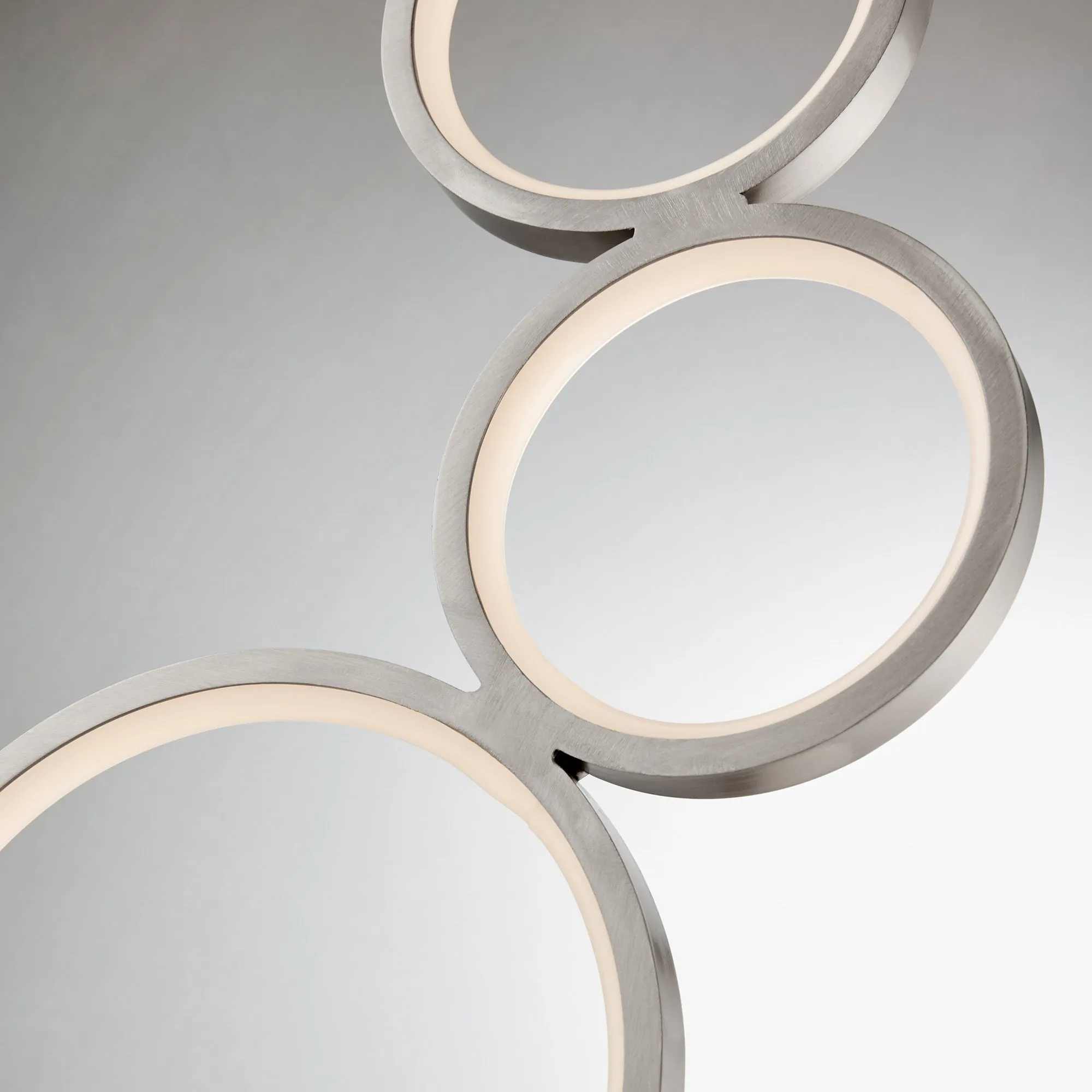 FEDORA Circle Rings Table Lamp