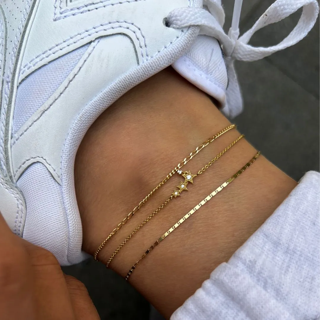 Itzel star anklet