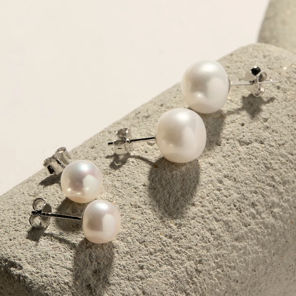 Luminosity Pearl Bridal Stud Earring