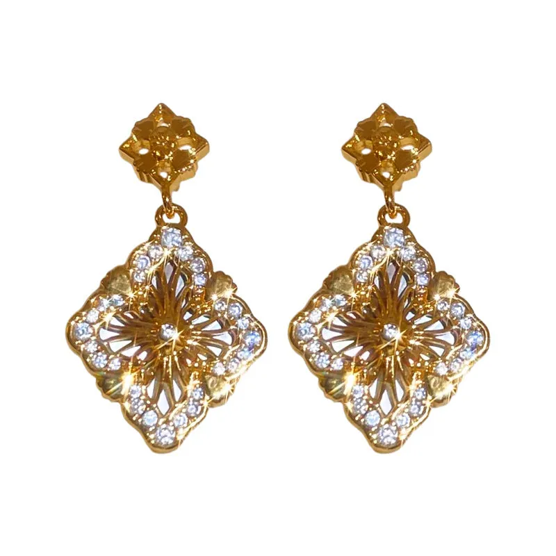 Luxurious Flower Flower Copper Zircon Inlay Earrings