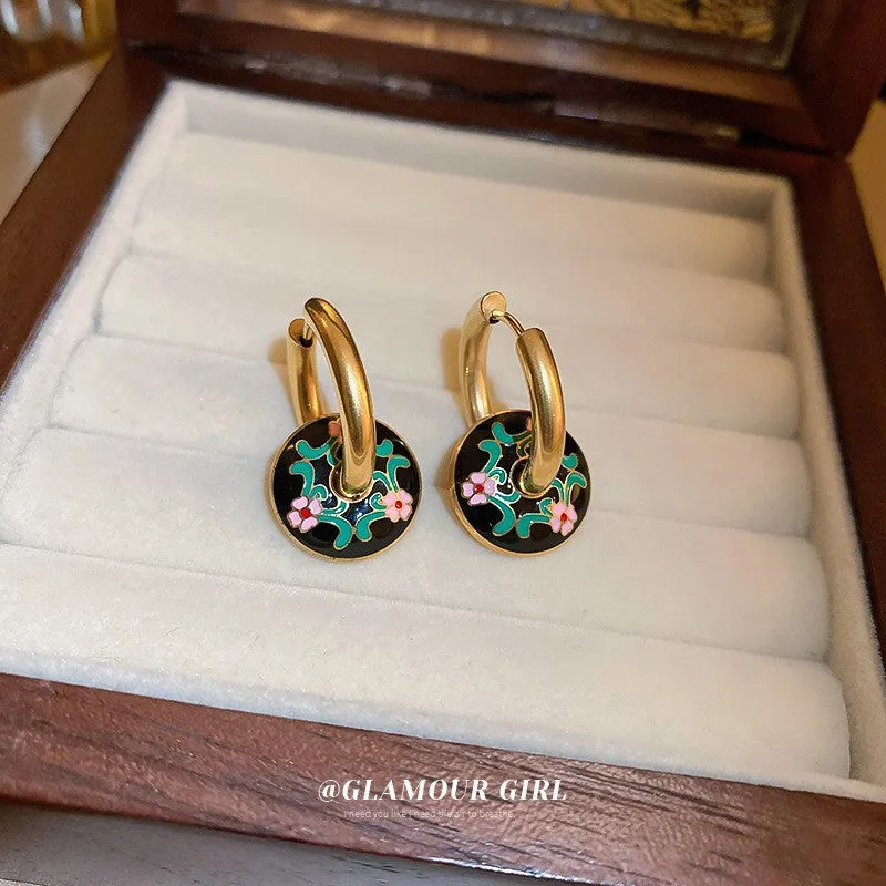 Luxurious Heart Alloy Oil Dripping Earrings