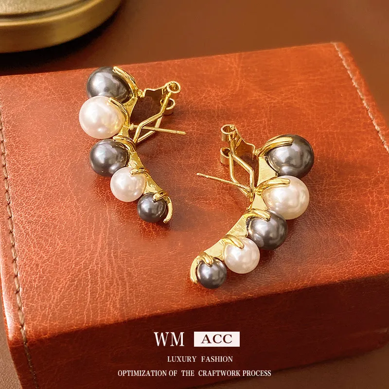 Luxurious Pearl Geometric Copper Electroplating Earrings