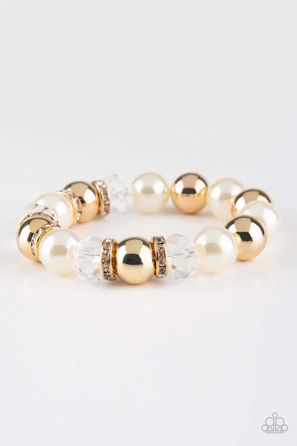 Paparazzi Accessories  - Camera Chic #B227 Peg - Gold/White Bracelet