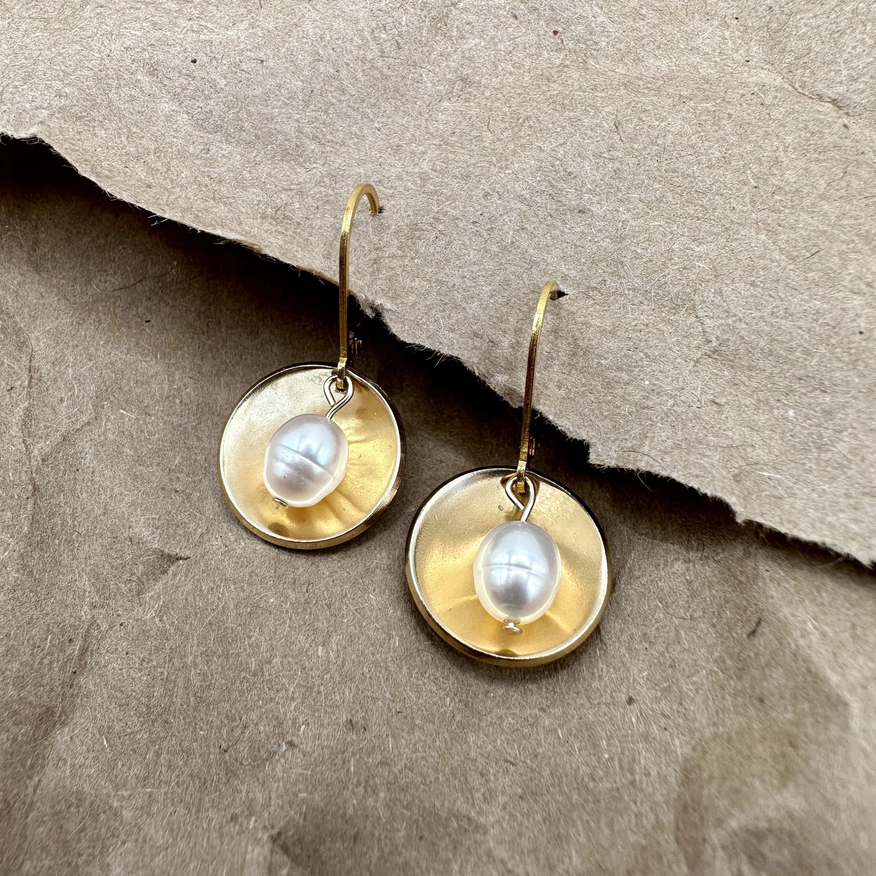 Pearl Glow Earrings