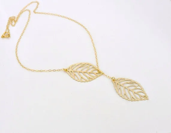 Simple European New Fashion Vintage Punk Gold Hollow Two Leaf Leaves Pendant Necklace Clavicle Chain Charm Jewelry Women