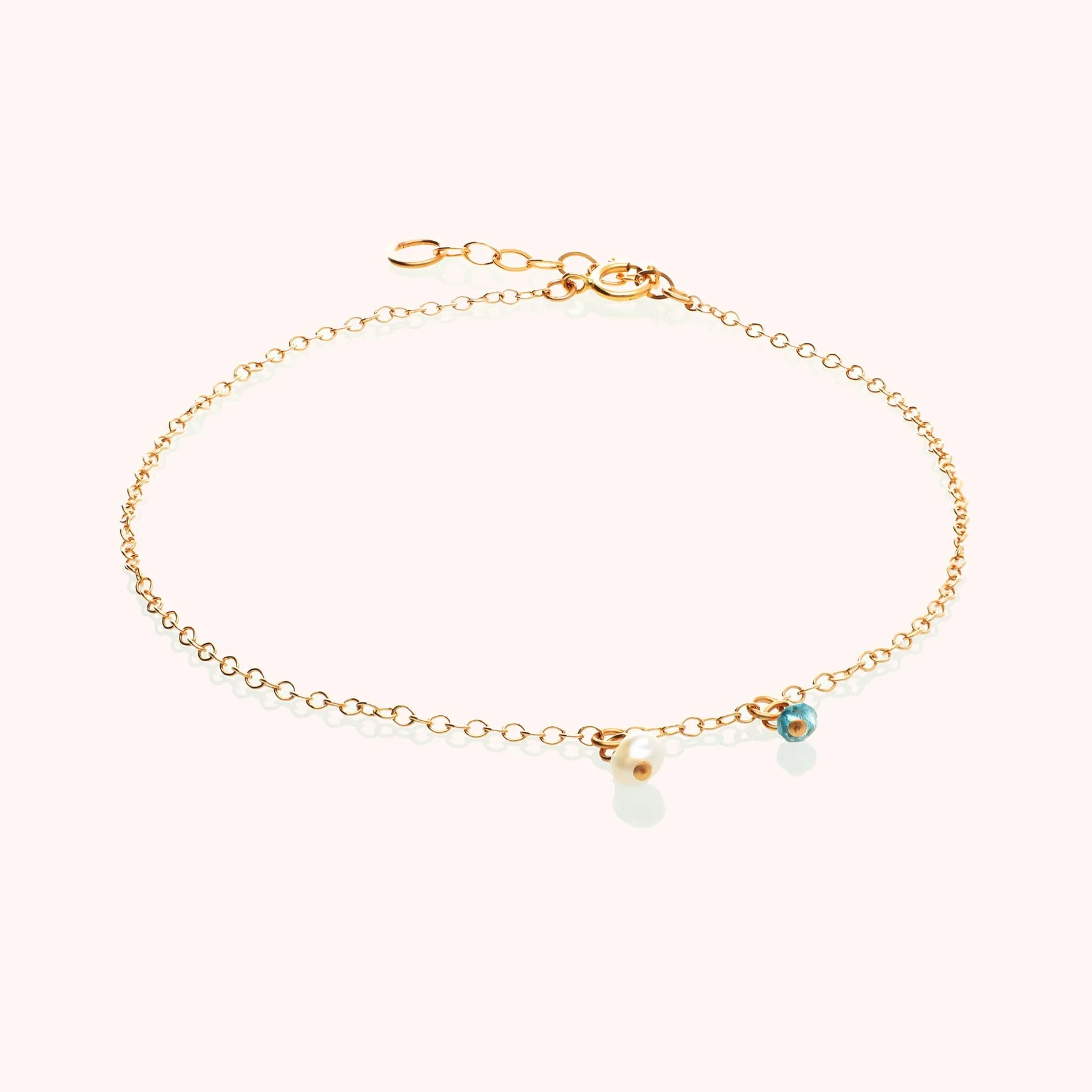 Single pearl and stone hanging anklet