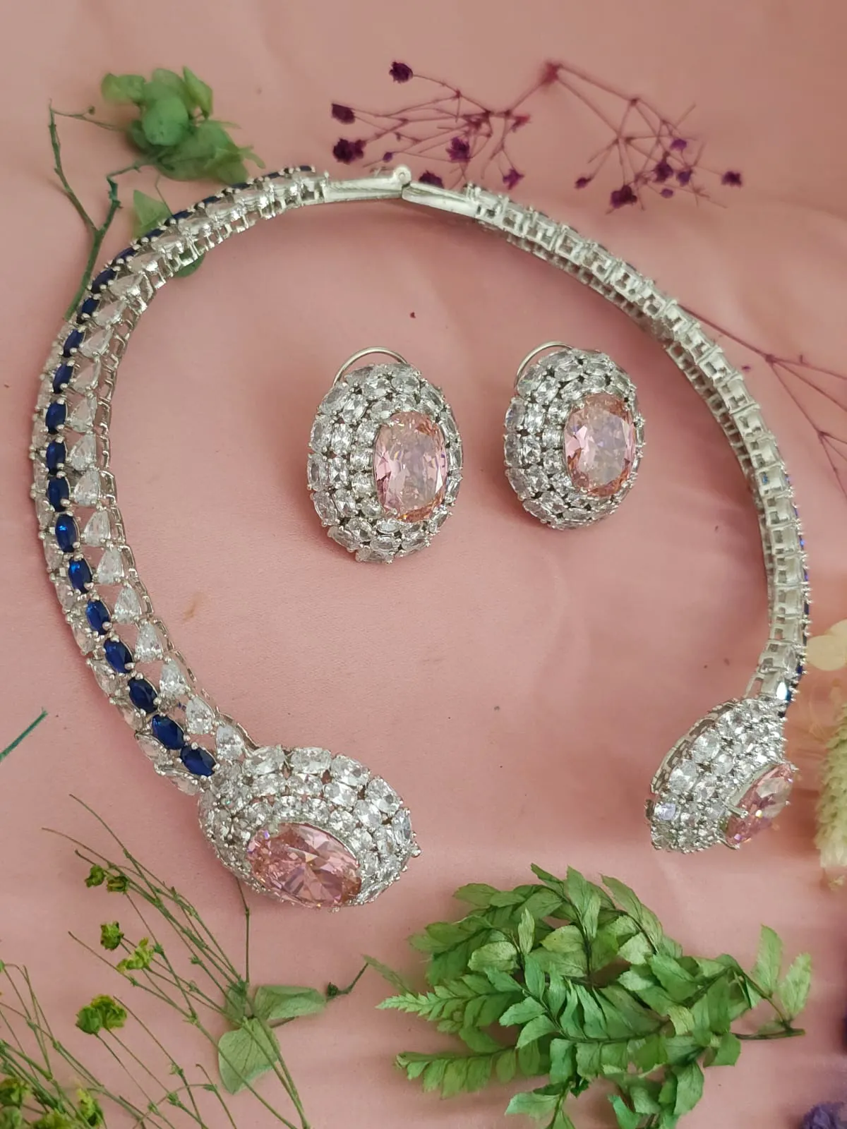 Sparkling Luxurious Handcrafted Polki Necklace Choker Set, Indian Luxurious Polki Jewelry Set, Bollywood Handmade Polki Necklace Set, Celebrities Polki Jewelry, Indian Polki Jewelry Set