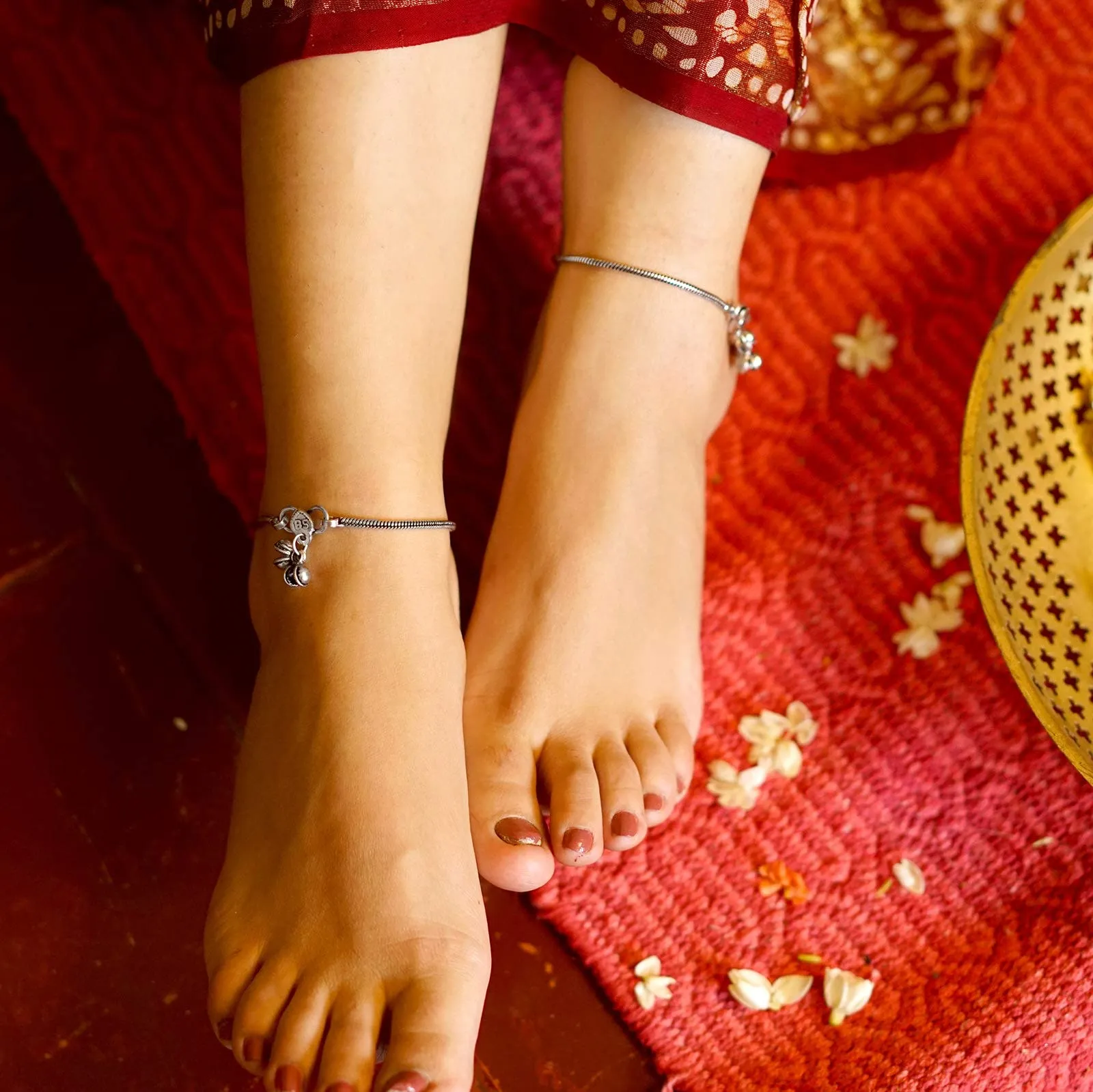 TEEJH Single Line Silver Oxidized Ghungroo Anklets For Women