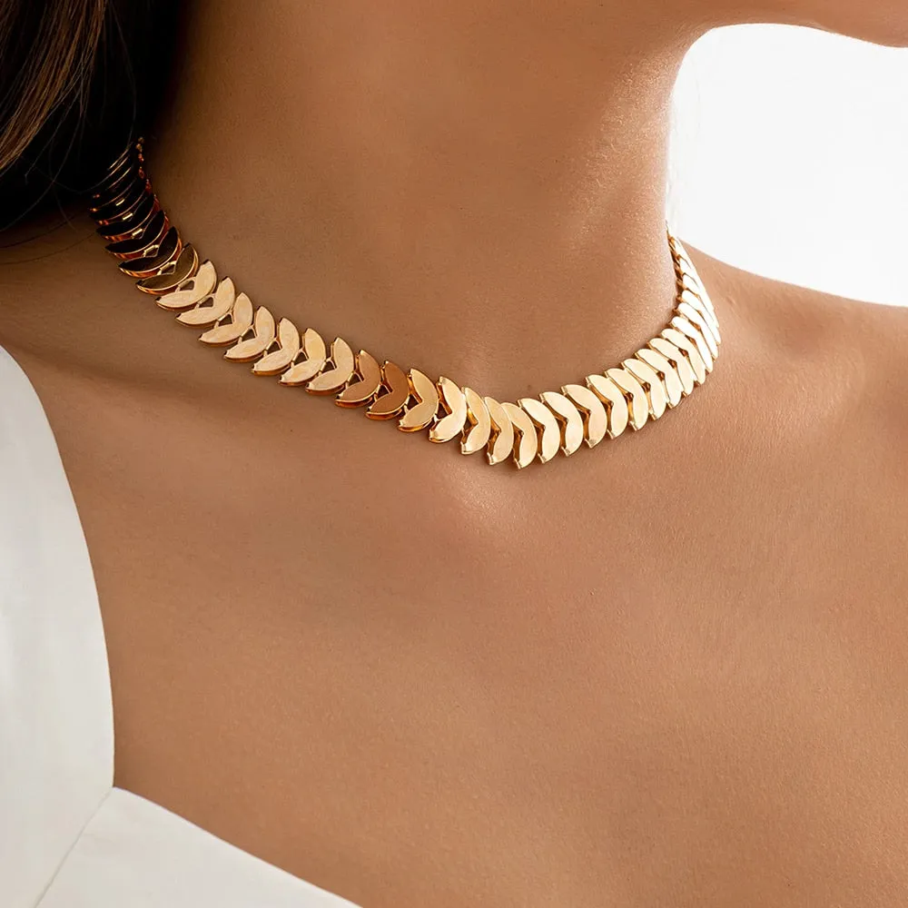 Trendy Gold Color Petals Shape Neck Chain Choker Necklace for Women