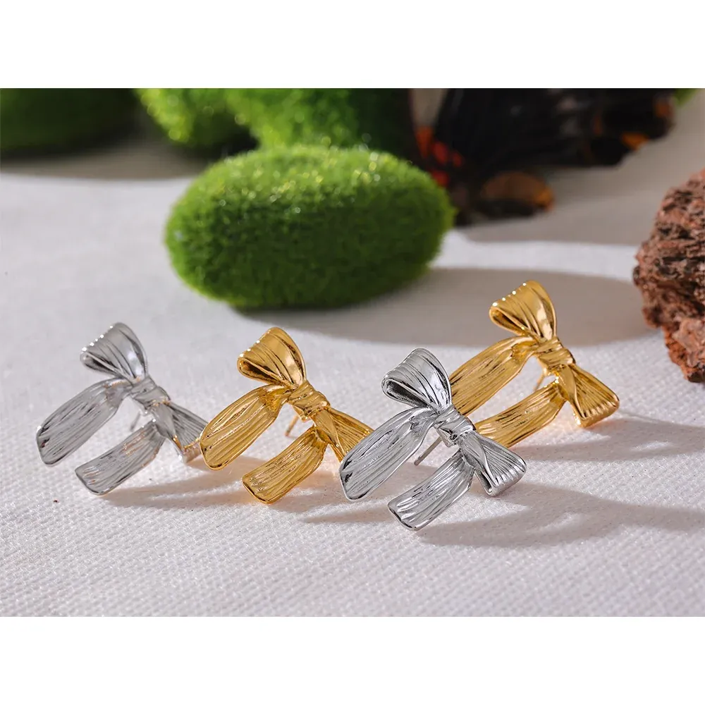 VAIGE Elegant Dual-Tone Bow Earrings in Gold and Silver